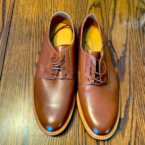 Bostonian commonwealth leather shoes. BRAND NEW WITHOUT TAGS.